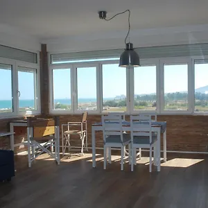 Ventana Al Mar En Apartamento